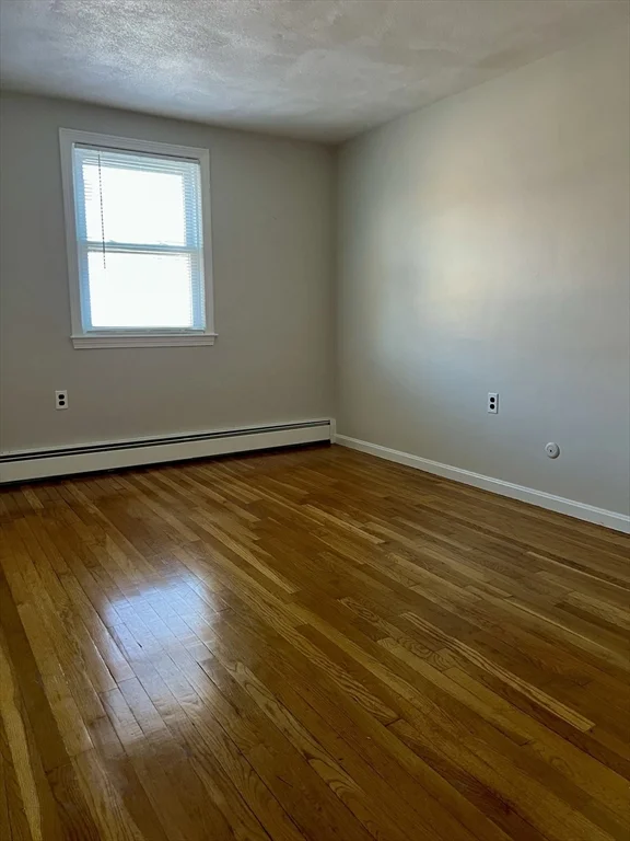 21 Harlow, Saugus
