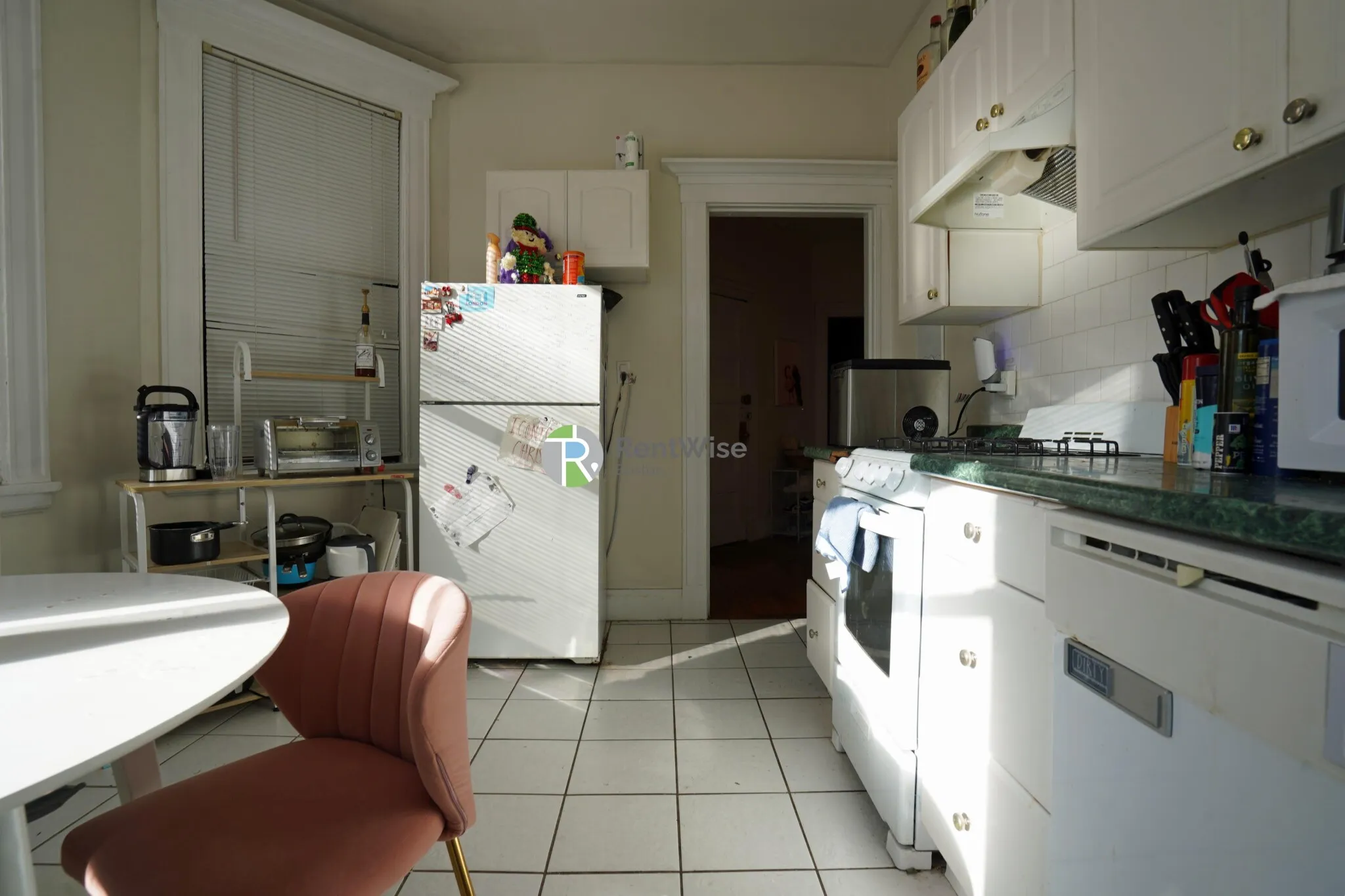 72 Gardner St, Allston