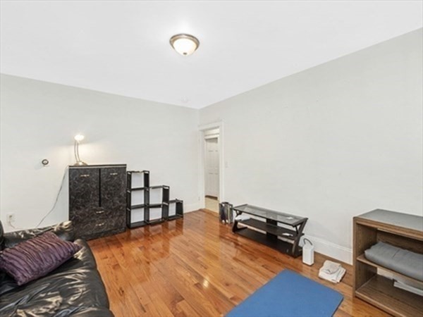 131 Arsenal St, Watertown