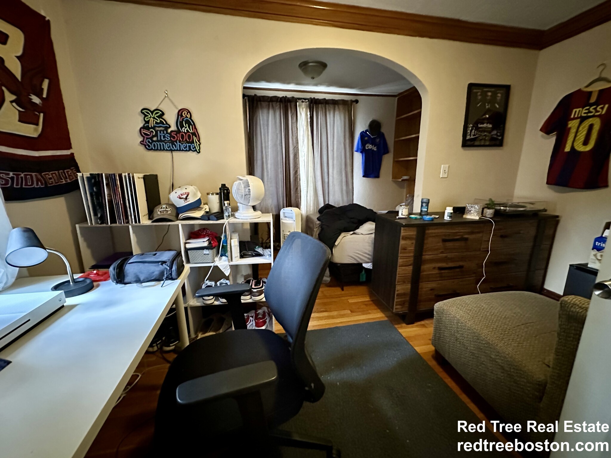 64 Undine Rd, Brighton