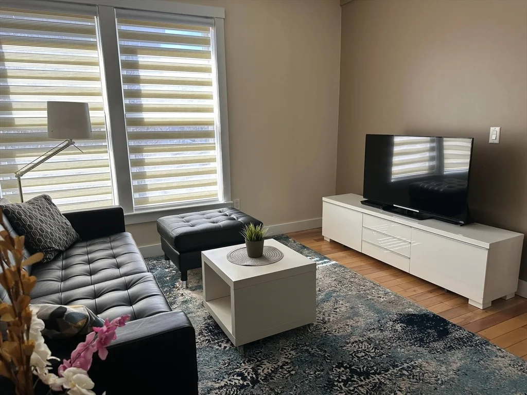 277 Broadway, The Port