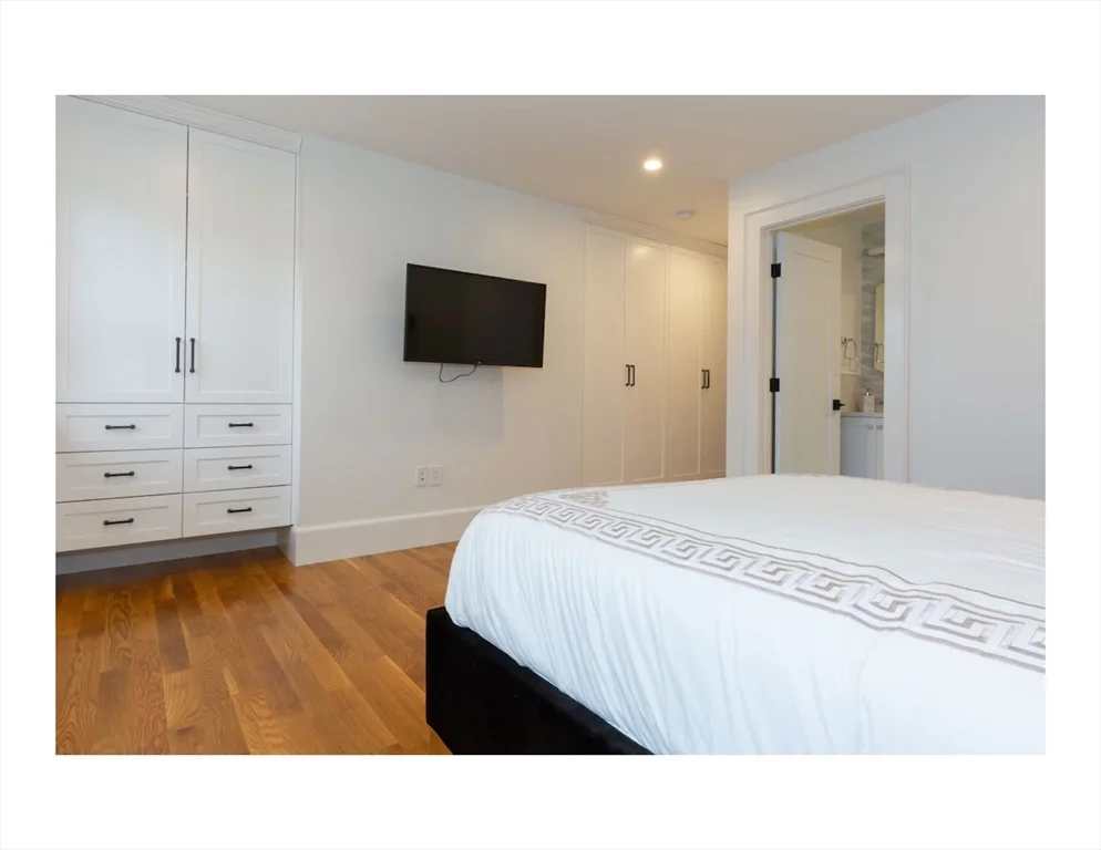 153 Bayside Rd, Quincy