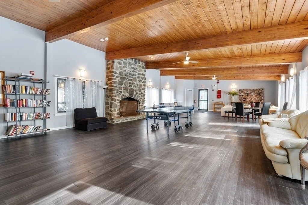 57 Broadlawn Park, Chestnut Hill