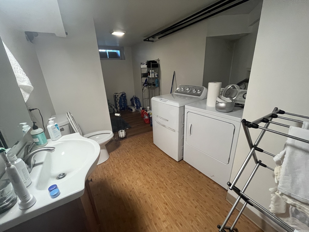 17-19 Putnam Ave, Riverside