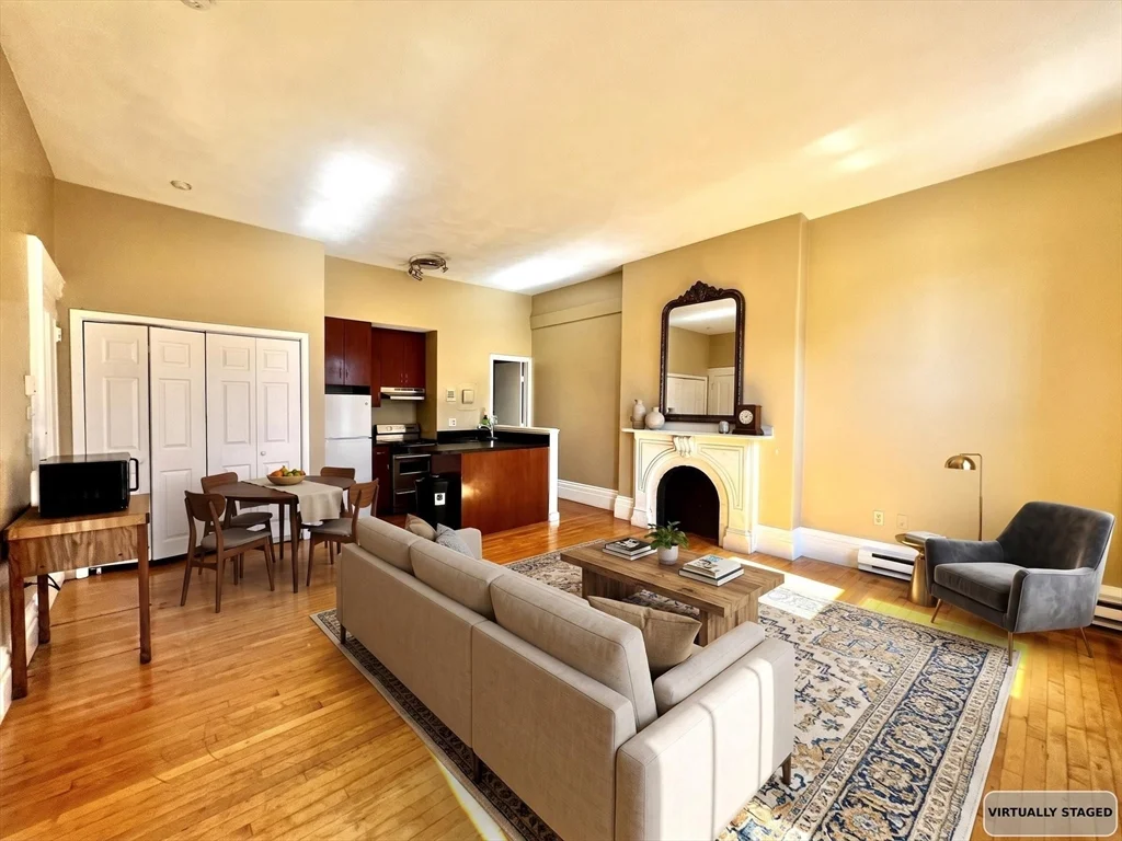 703 Massachusetts Ave, Roxbury
