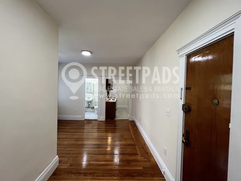31 Park Dr, Fenway