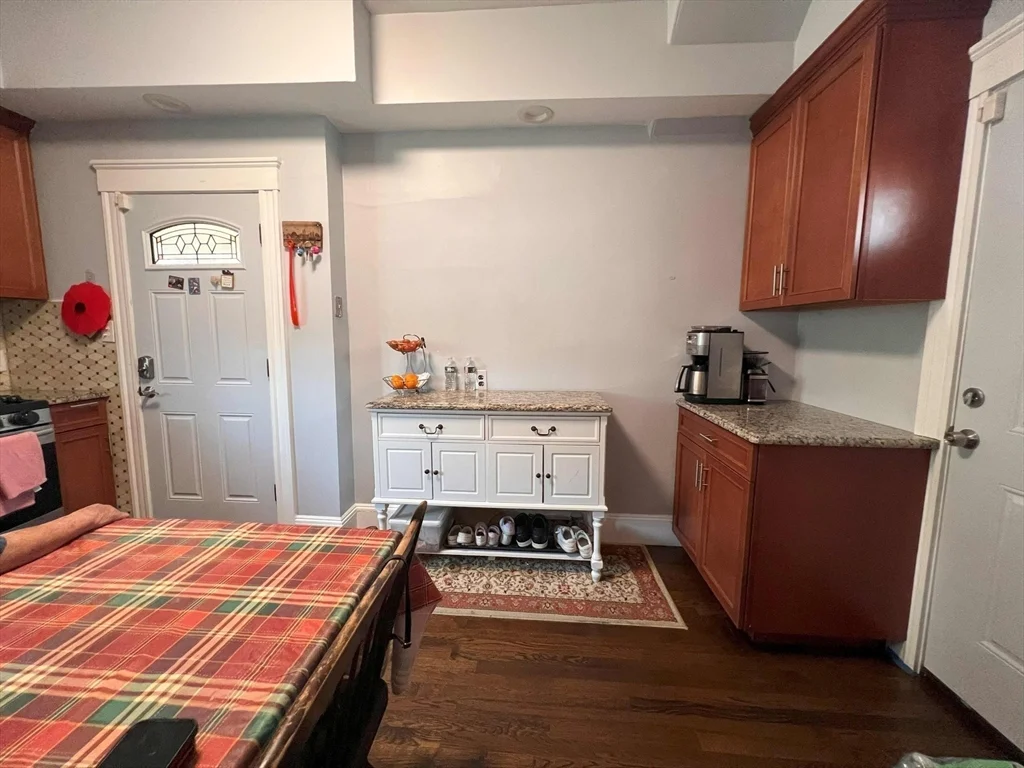 25 Rowena St, Dorchester