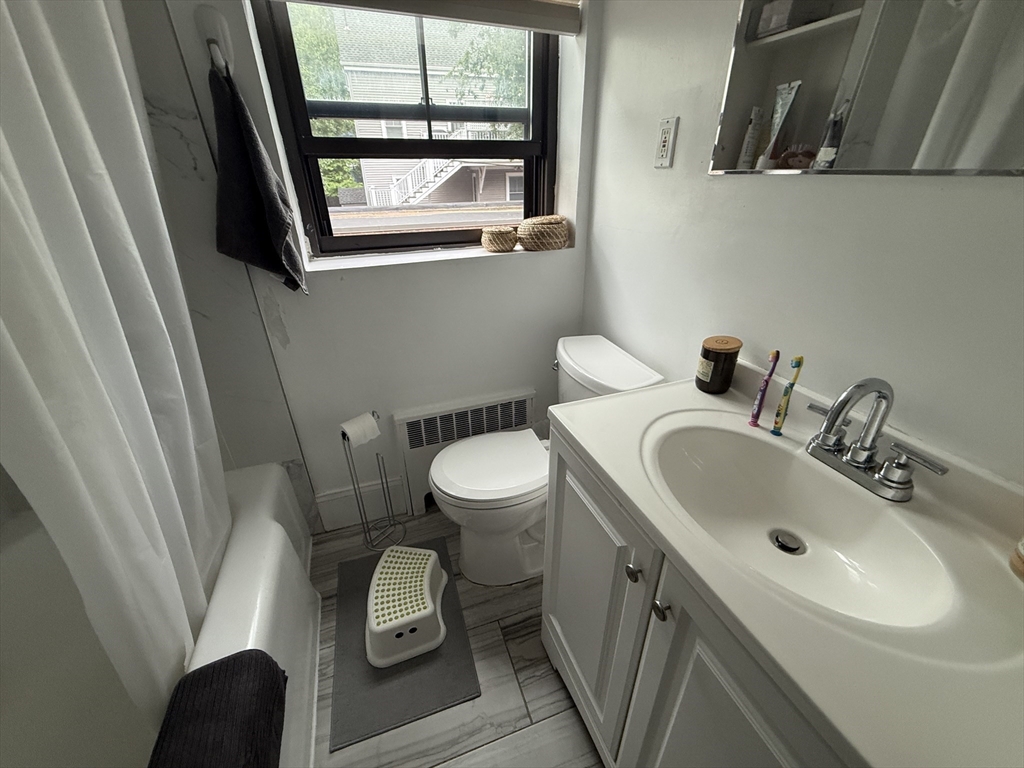 53 Harvard Ave, Harvard Avenue