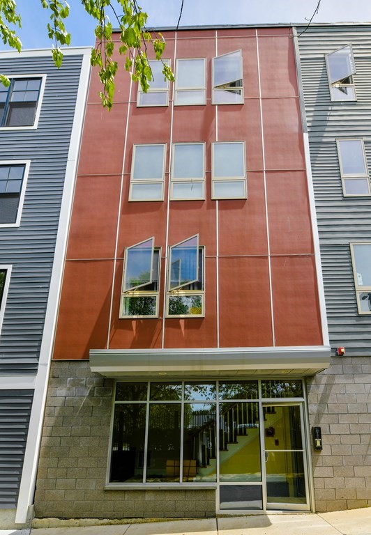 200 Silver St, South Boston