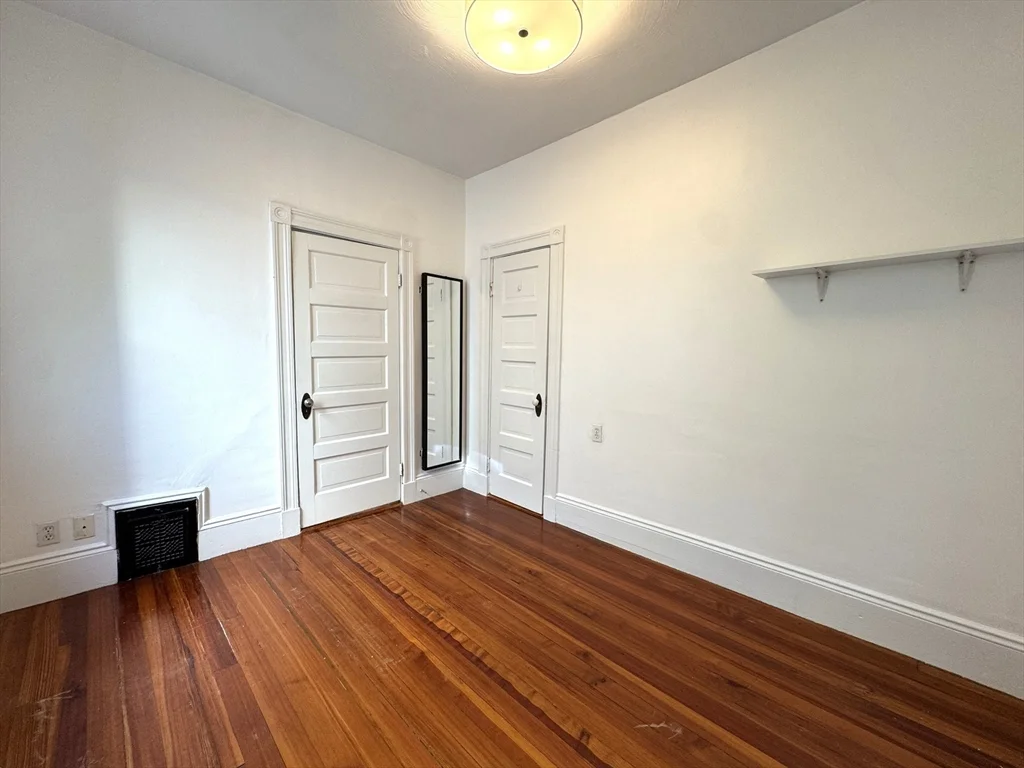 67 Washburn Ave, North Cambridge