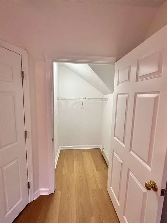 146 Hayden Rowe, Hopkinton