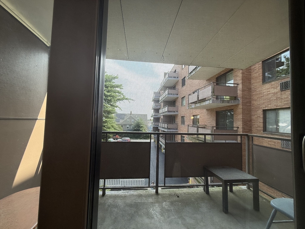 60 Pleasant St, Arlington