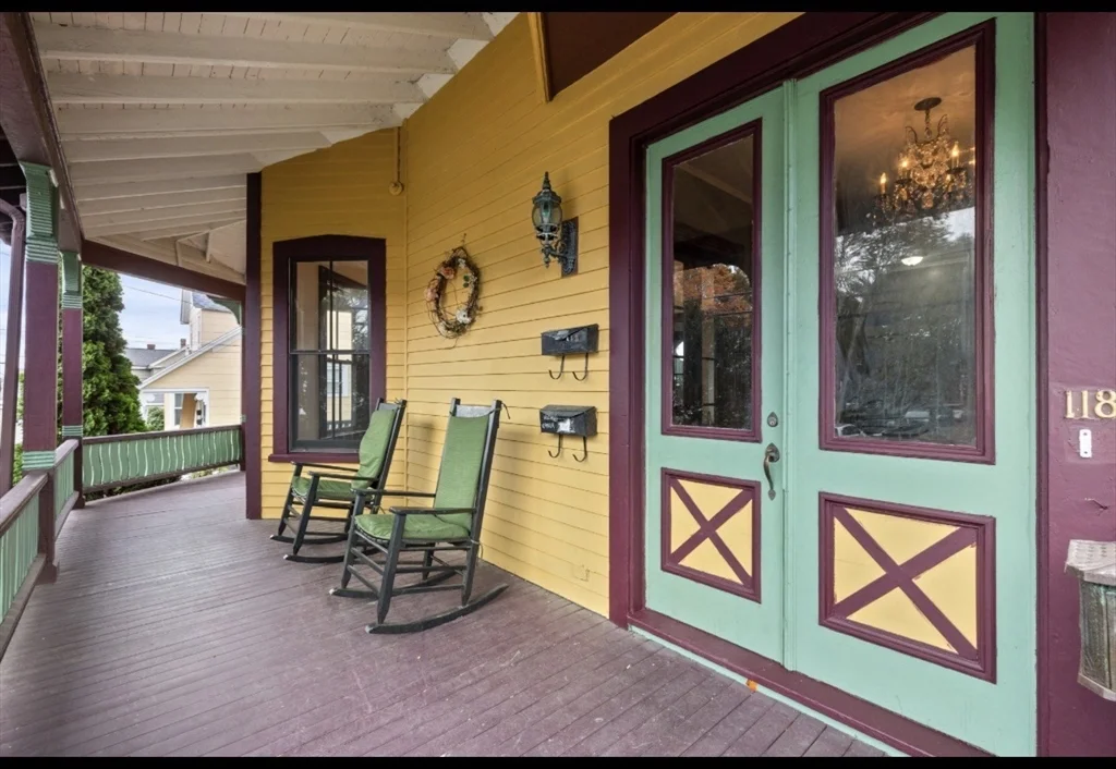 118 Elm, Marlborough