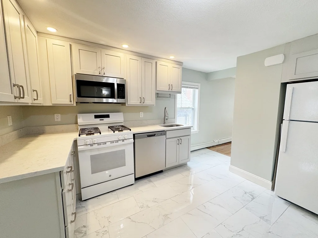 7 Sumner Pl, East Boston