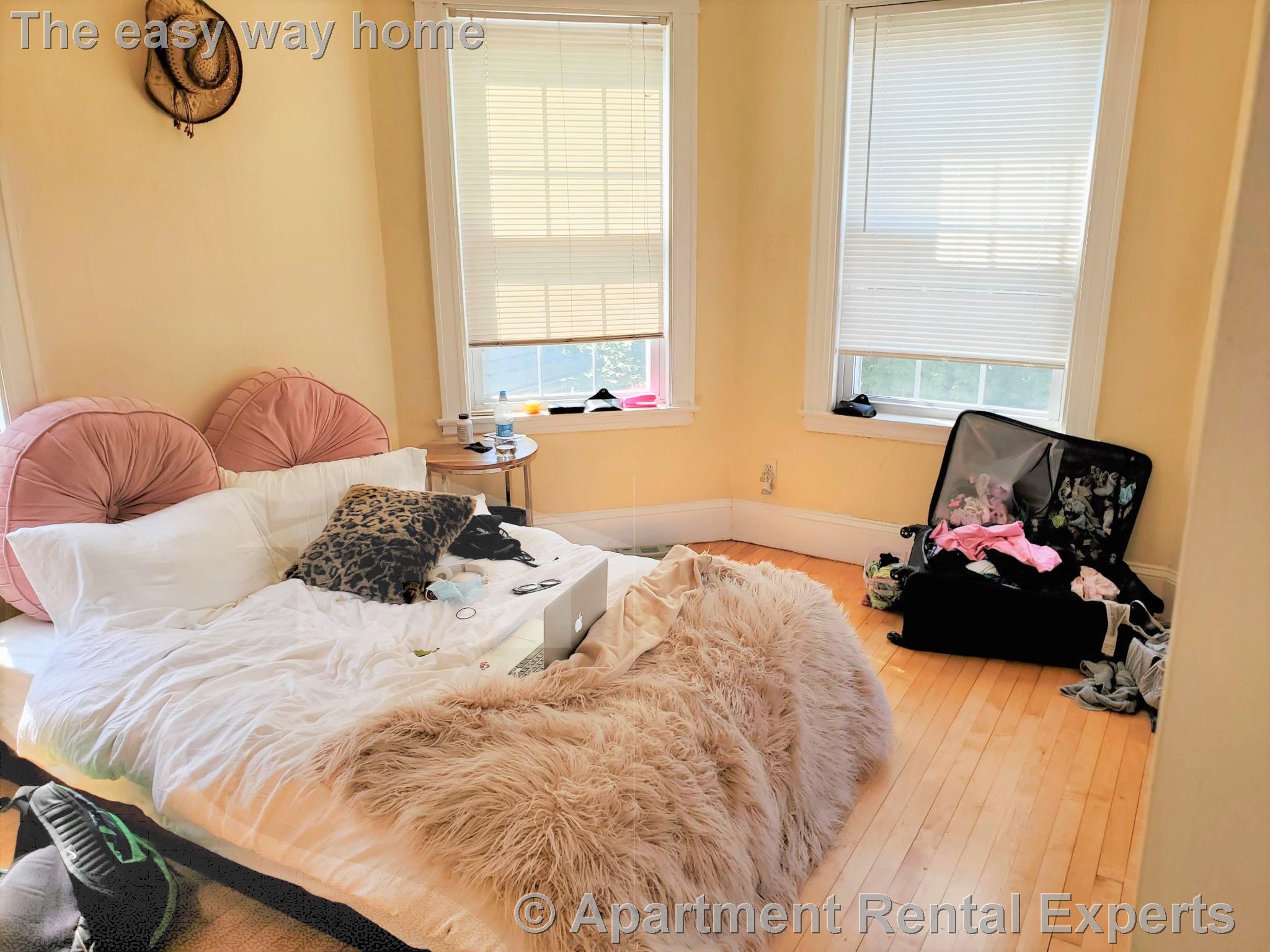 158 Magazine St, Cambridgeport