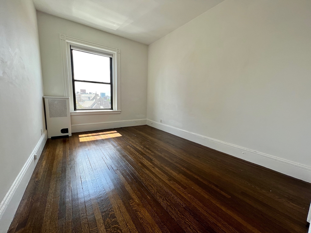 382 Commonwealth Ave, Back Bay