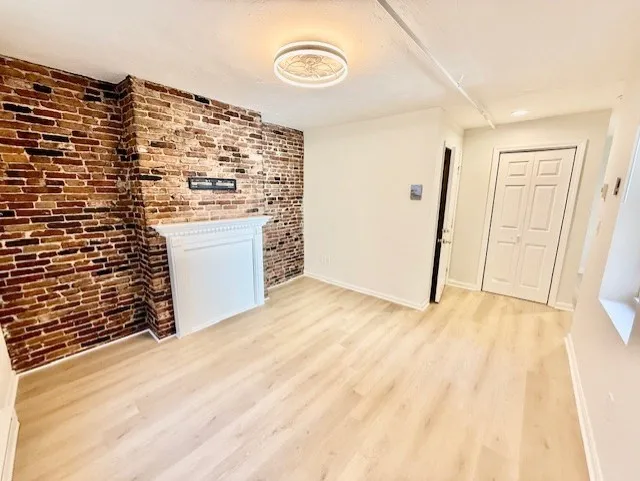 7 Tileston St, North End