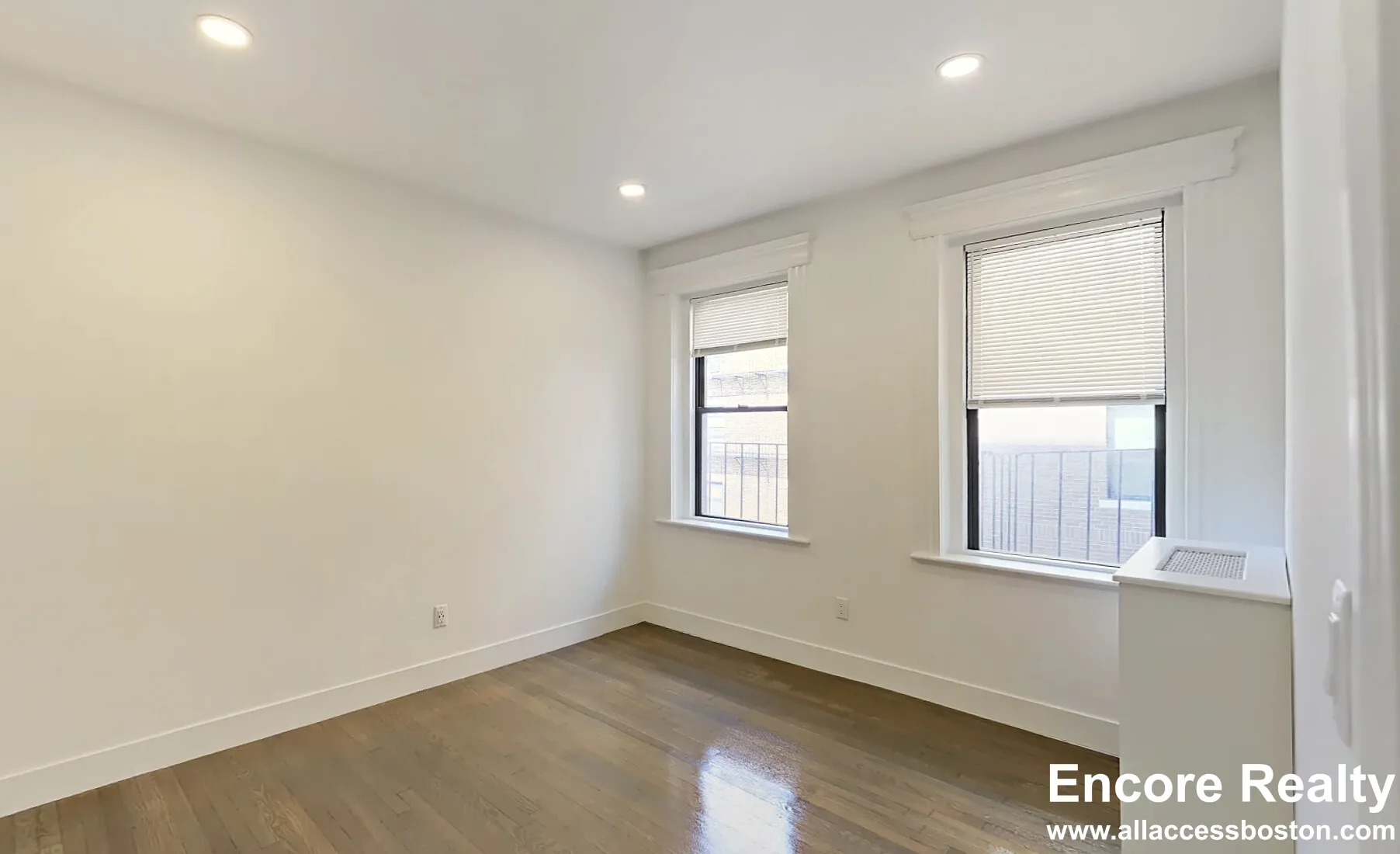 11 Queensberry St, Fenway