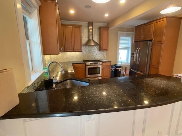 597 E 7th St, South Boston