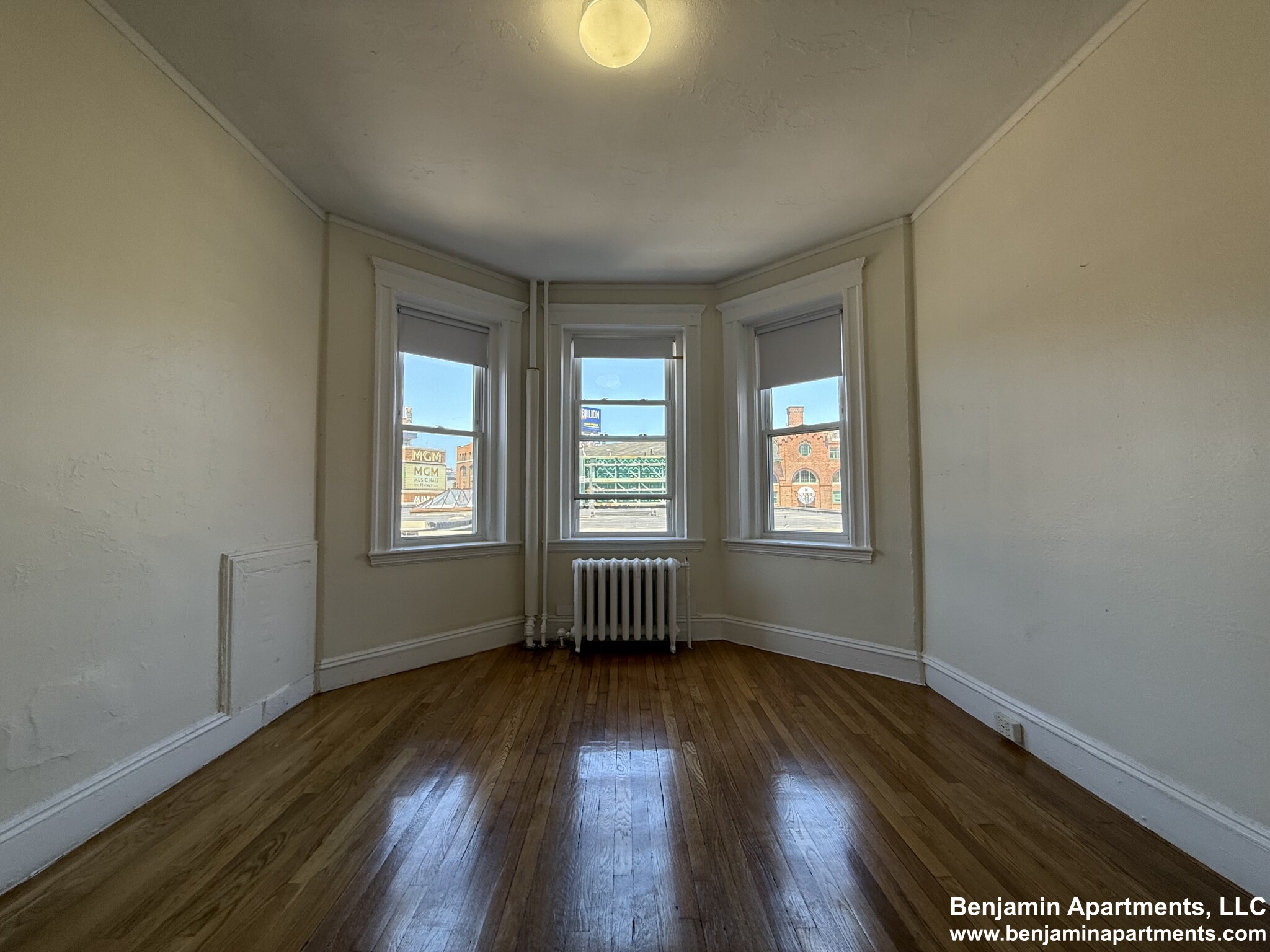 1171 Boylston St, Fenway