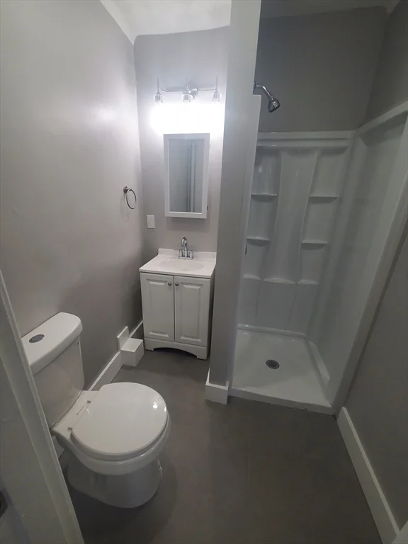 738 Washington St, Norwood