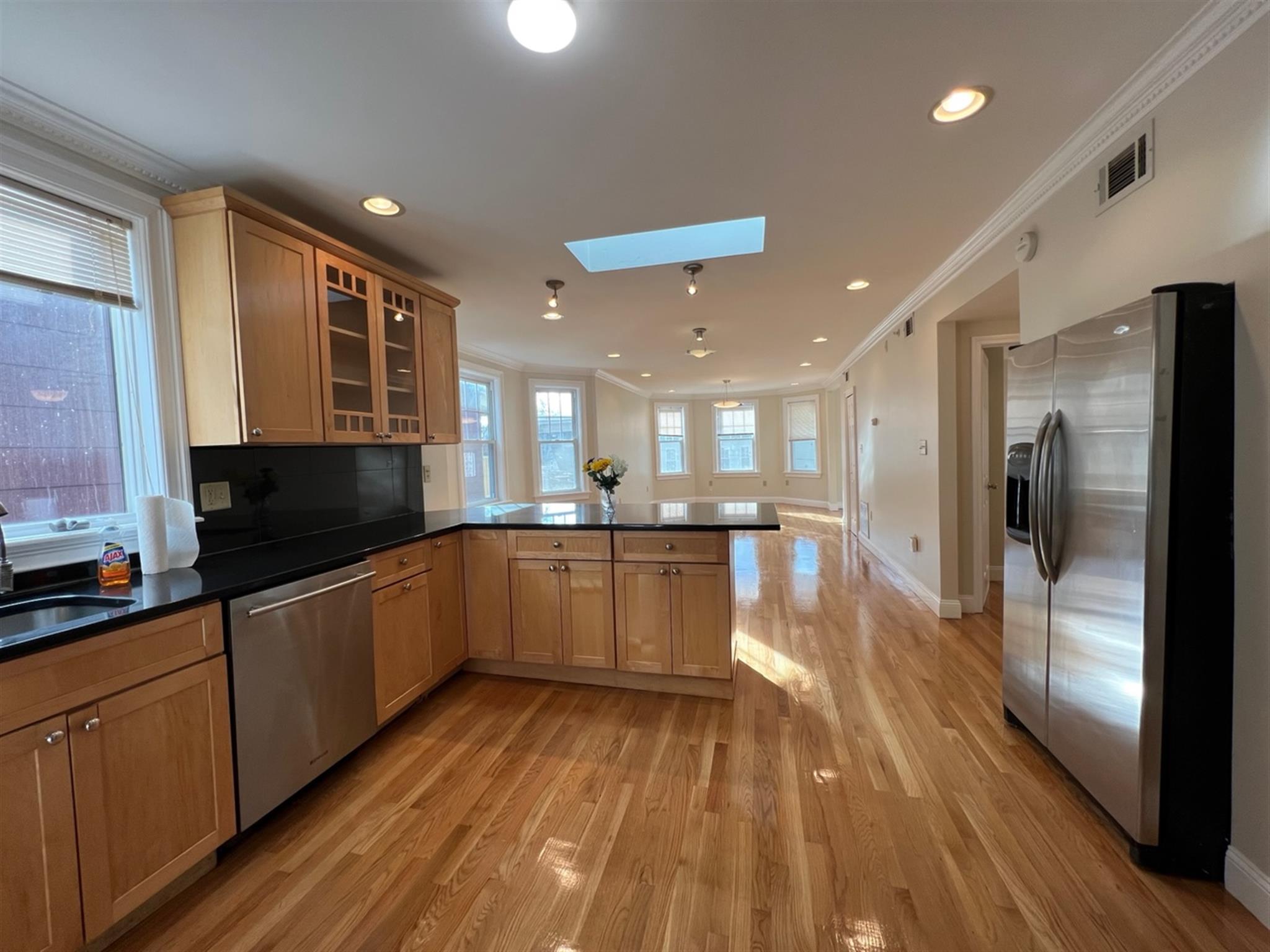 68 Line St, Ward Two