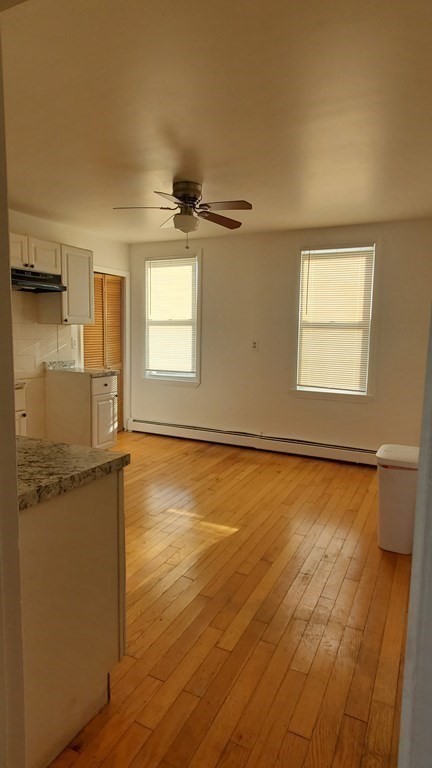 3 bed, 1 bath apartment for rent at 155 Centre Unit 3, Roxbury — photo 6 of 18
