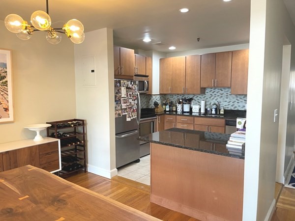 2 bed, 2 bath apartment for rent at 471 Beacon St Unit 4, Back Bay — photo 2 of 14
