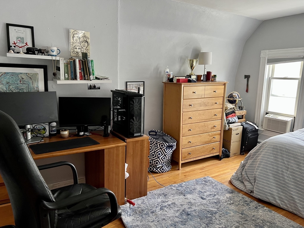 33-35 Rogers Ave, Somerville