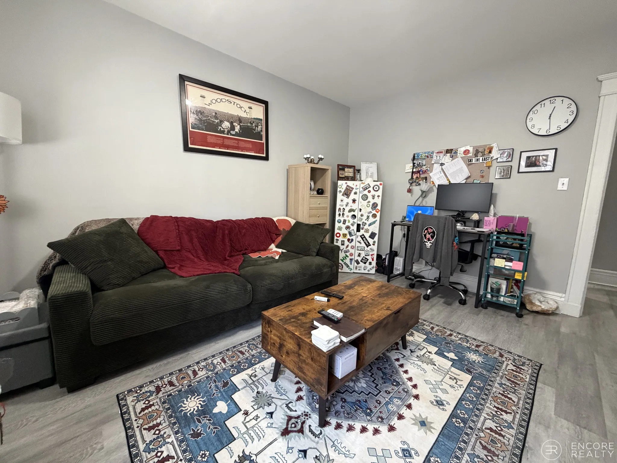 376 Riverway, Mission Hill
