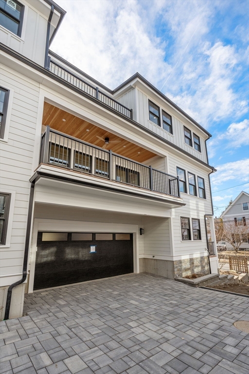 16-22 Clinton St, Newton