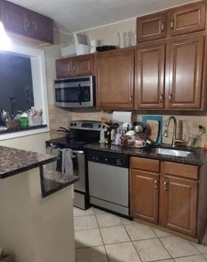 583 Watertown St, Newton