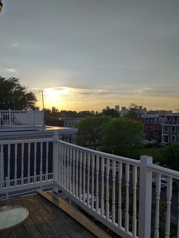 933 East Broadway, South Boston