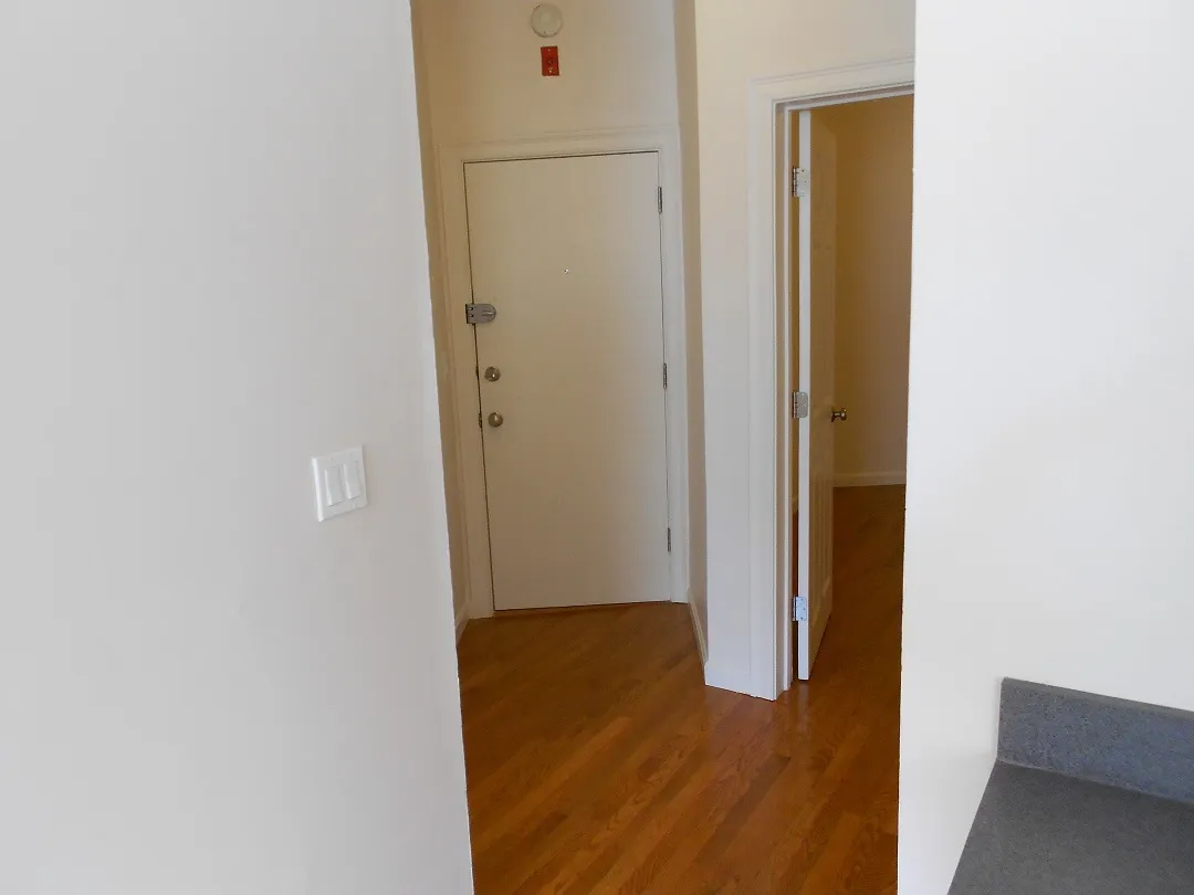 33 Edgerly Rd, Fenway