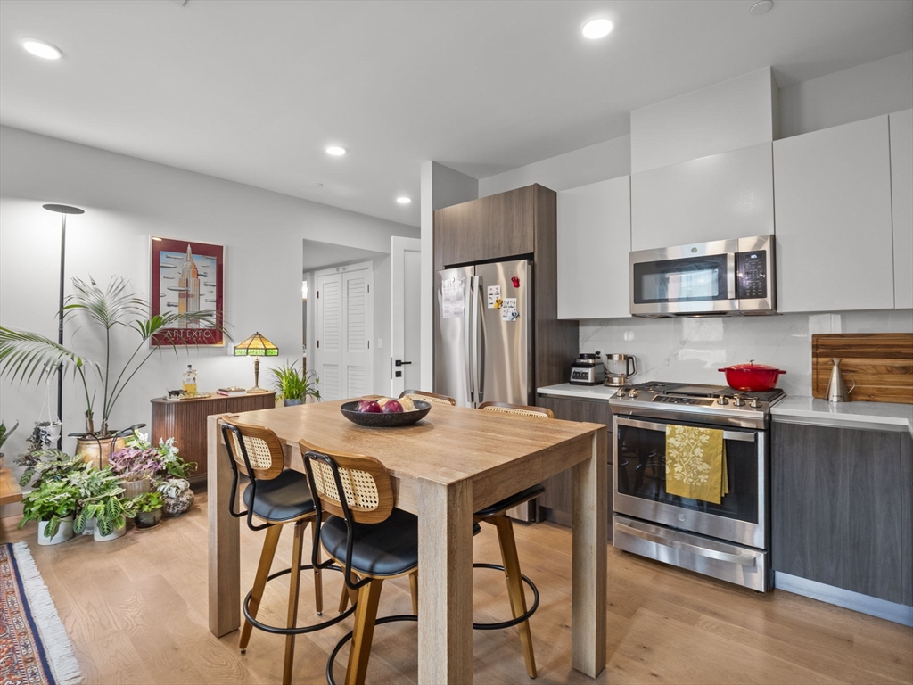 9 Central St, Spring Hill