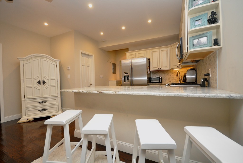 591 Beacon St, Back Bay