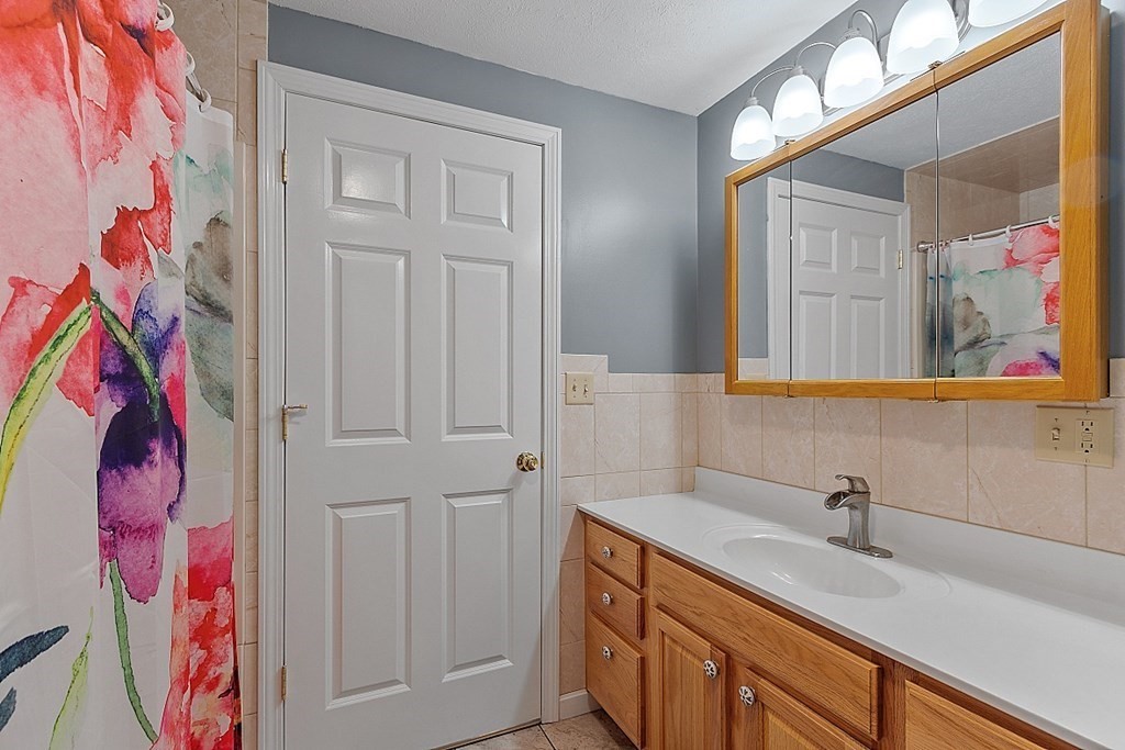 15 Water Wheel, Templeton