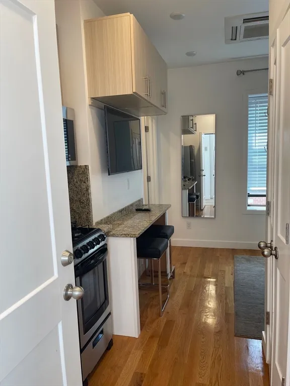 16 Fifth St, Bellingham Square