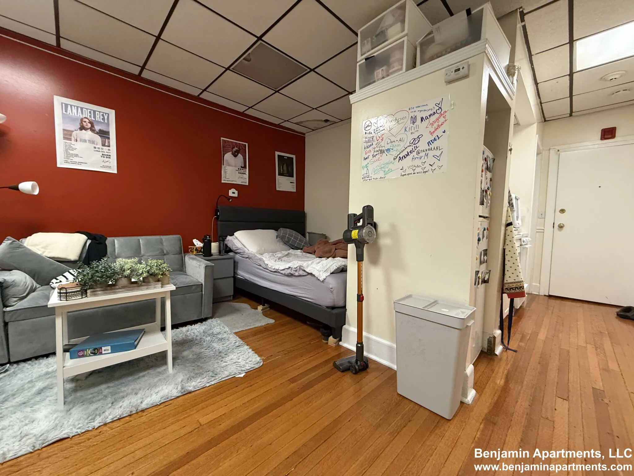 879 Beacon St, Fenway