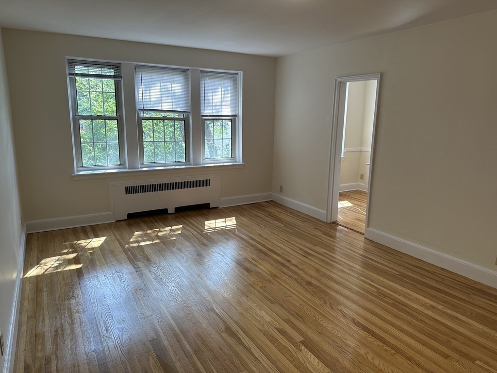 24 Concord Ave, Harvard Square