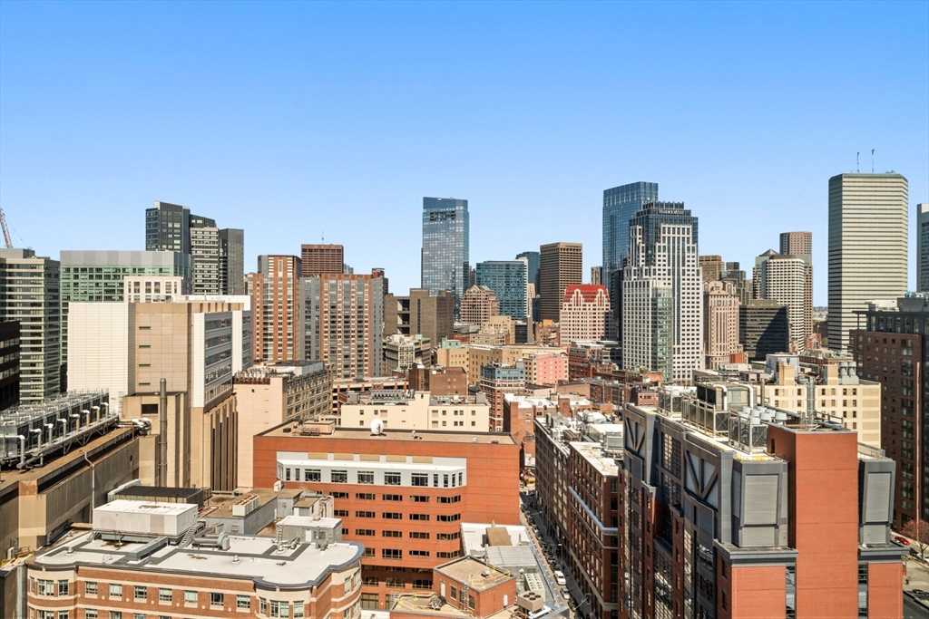 1 Nassau St, Chinatown