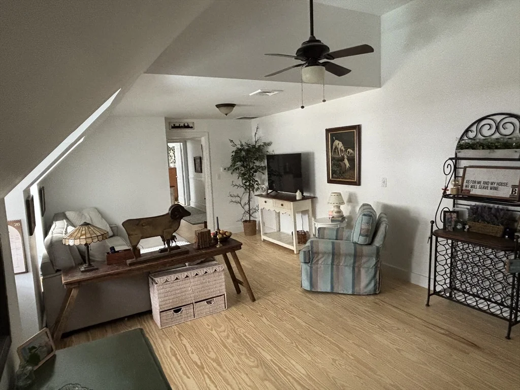 5 Horton St, Newburyport