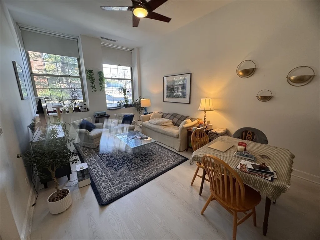 48 Forest St, Medford