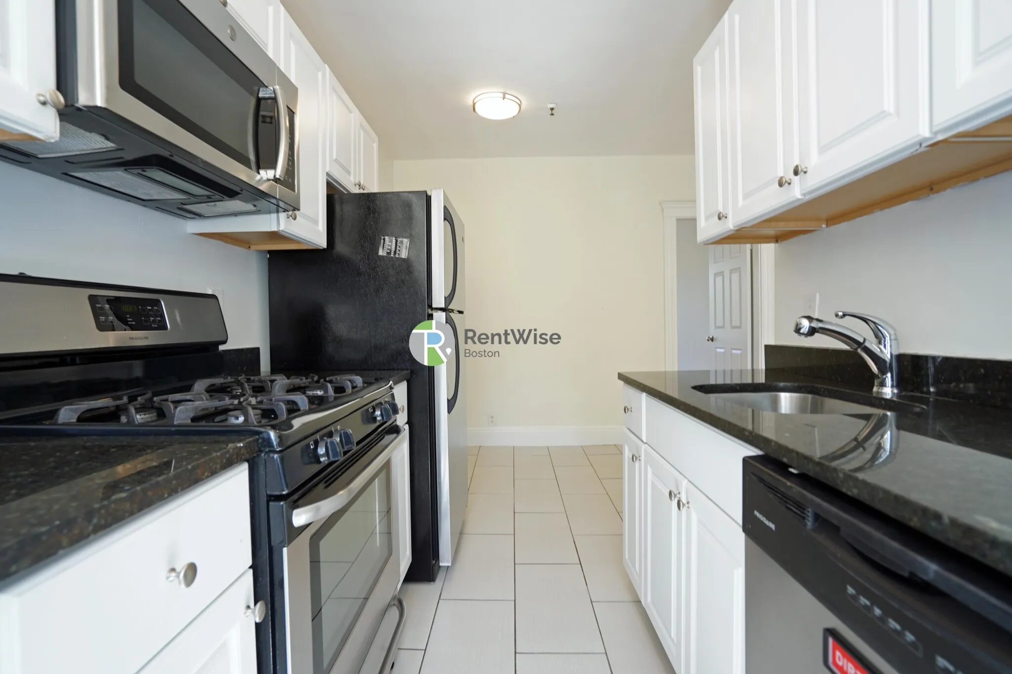 1848 Commonwealth Ave, Brighton