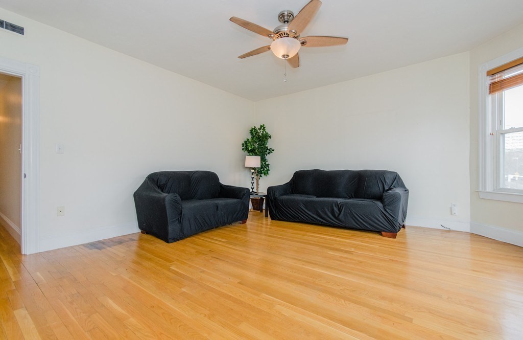 126 Minden St, Jamaica Plain