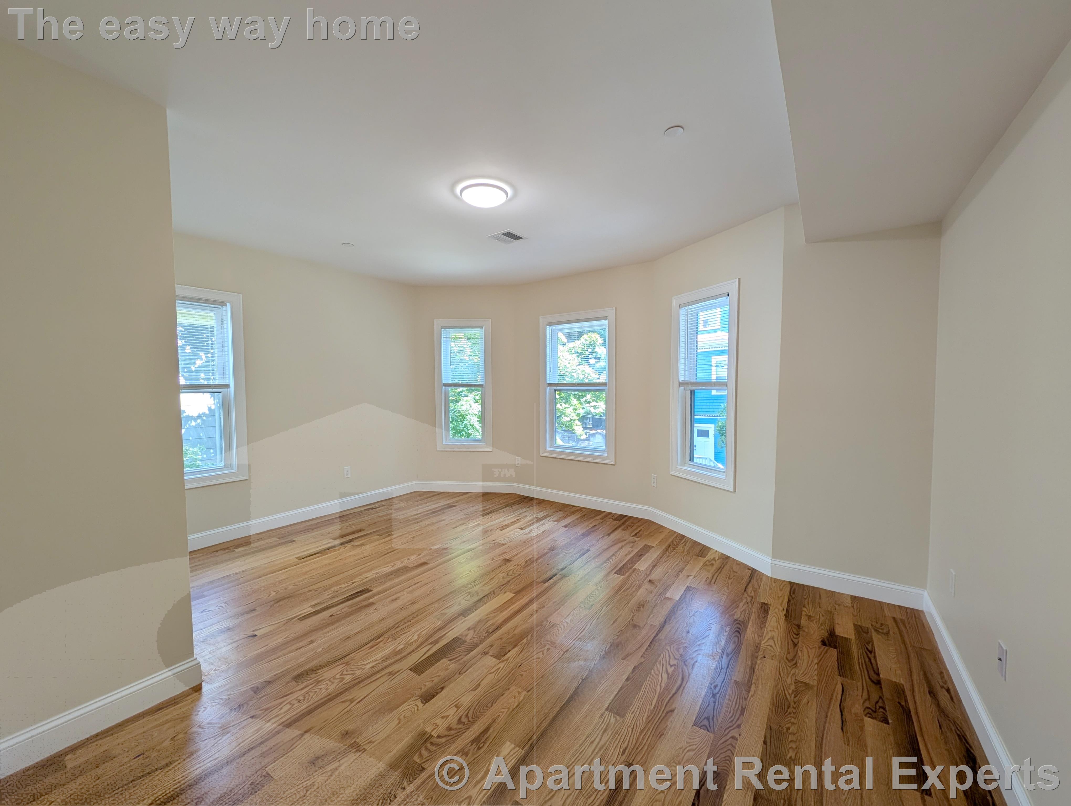 22 Holyoke Rd, Porter Square