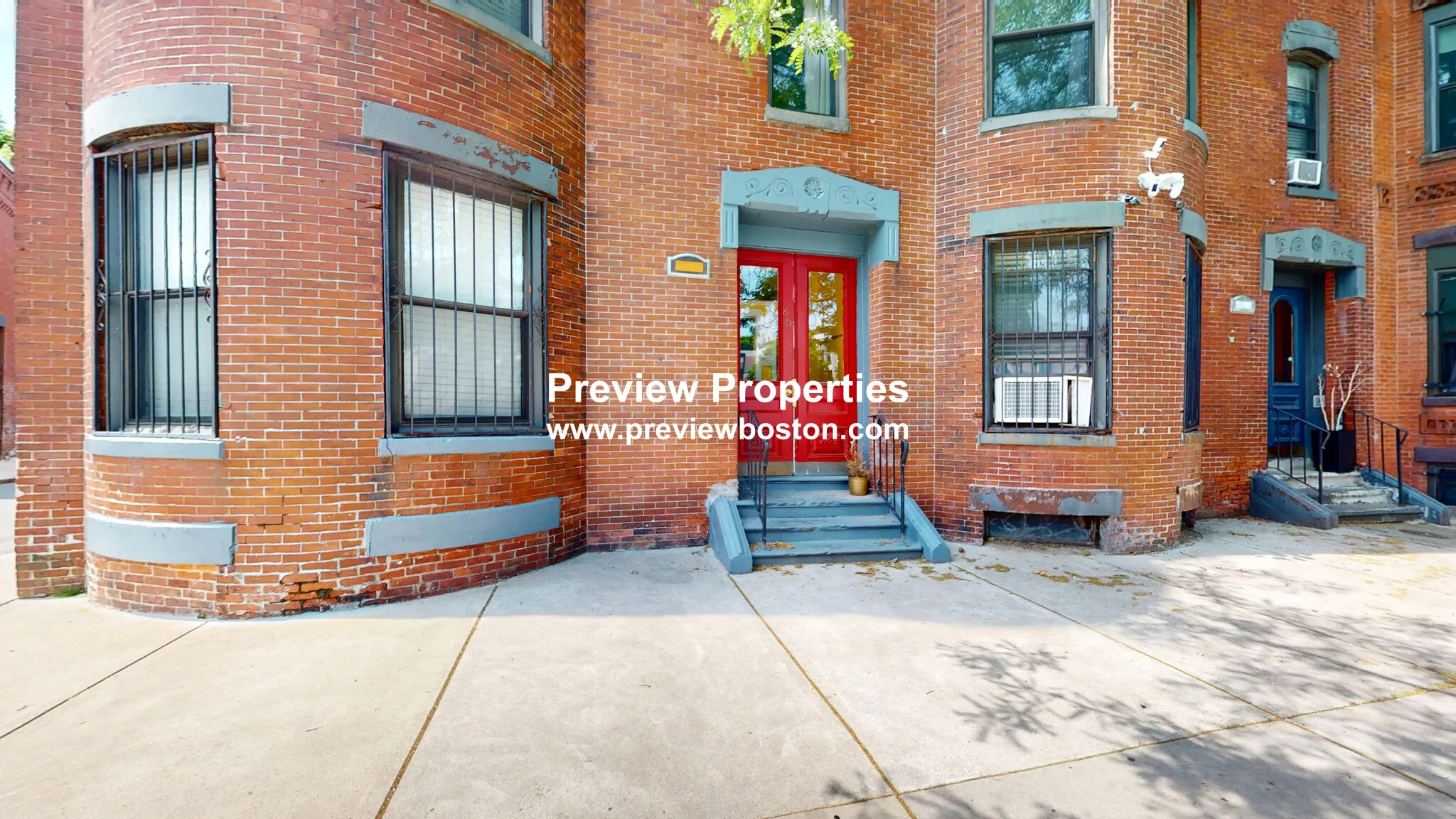 86 Hammond St, Roxbury