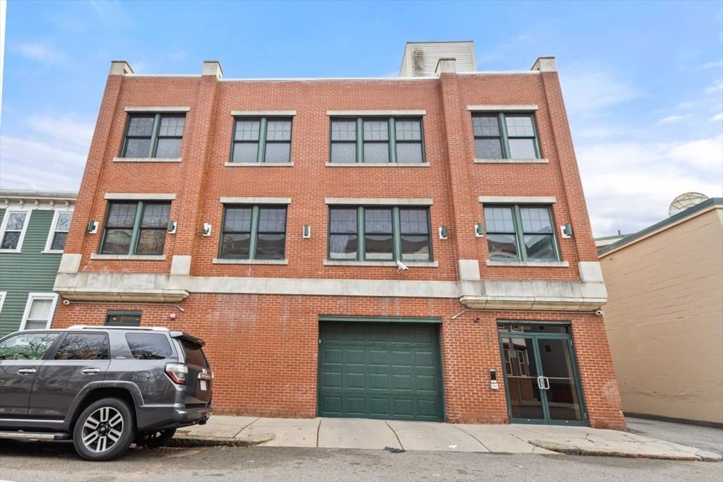 591 E 3rd St, South Boston