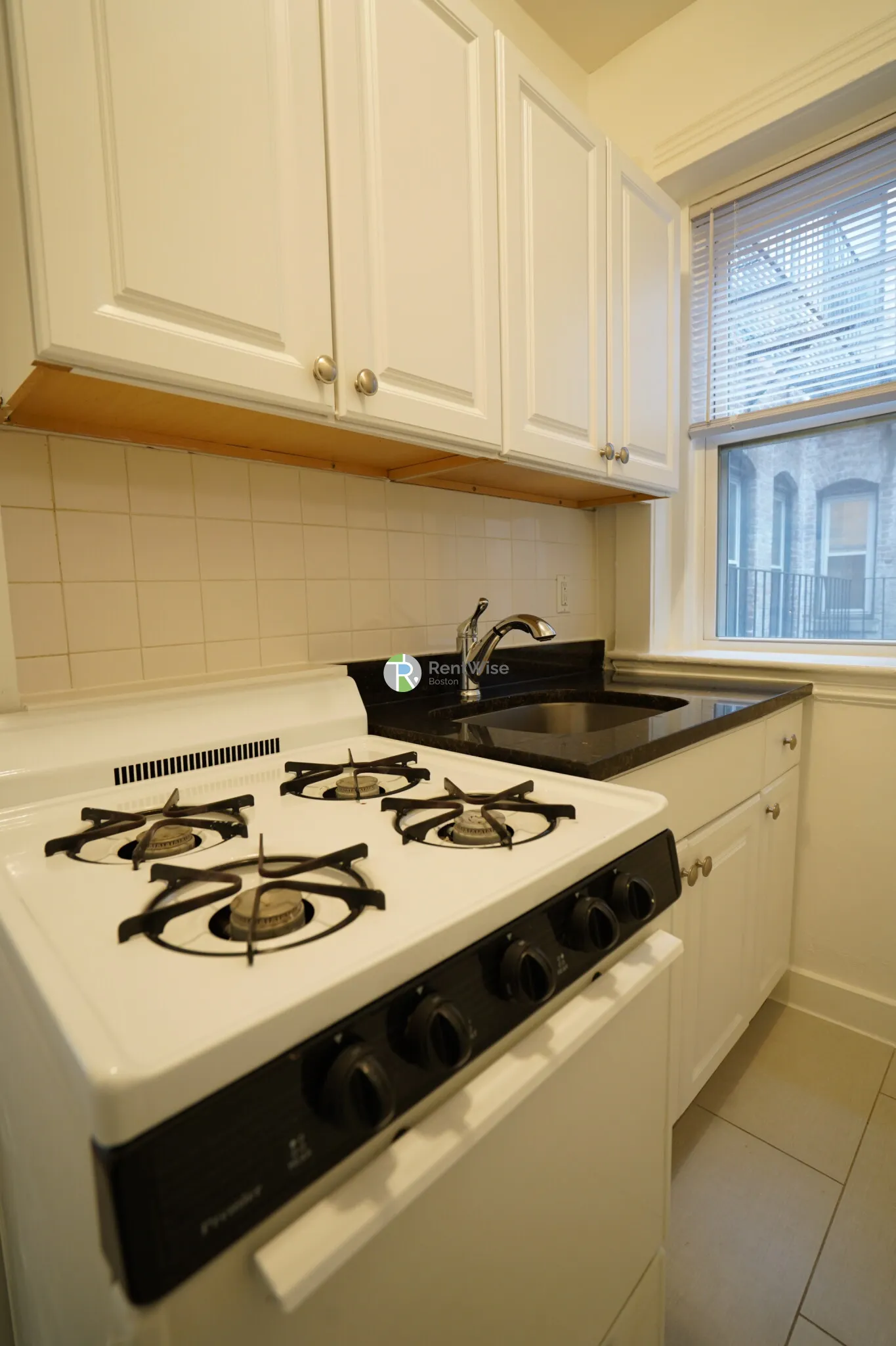 1298 Commonwealth Ave, Allston