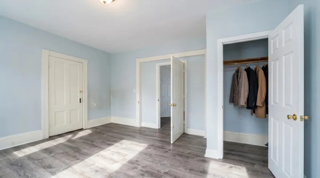 33 1/2 Barclay, Worcester